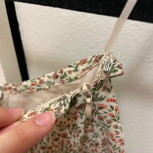 floral mini skirt - Picture 4 of 5